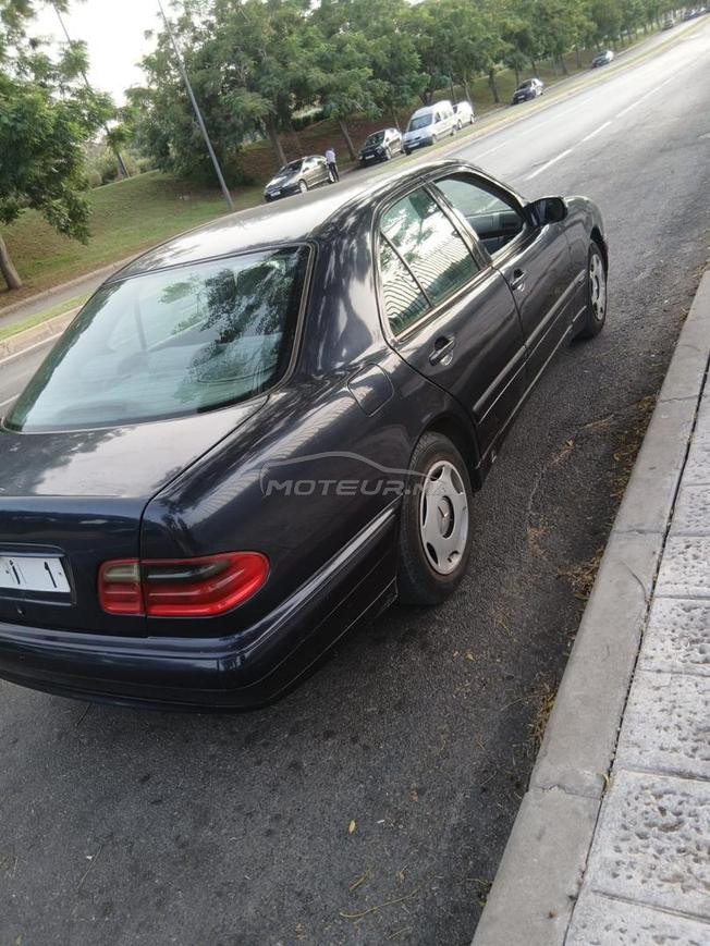 Mercedes-Benz Classe E Essence Manuelle 2000