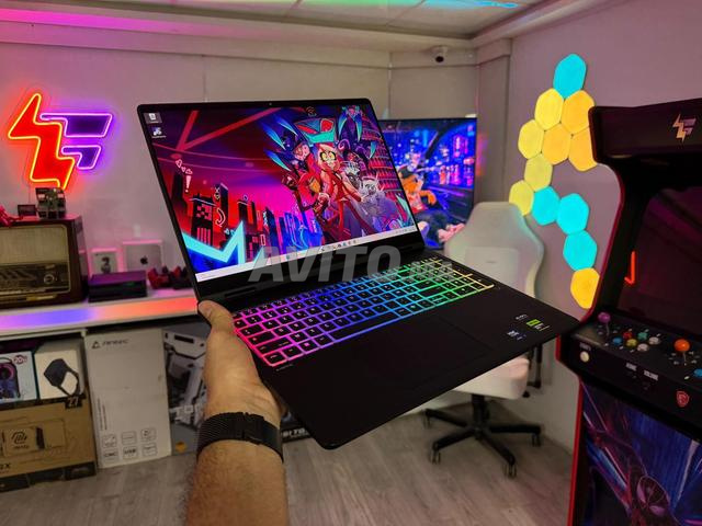 HP OMEN MAX Rtx 5070Ti Ultra 7 255HX 32GB 1TB SSD
