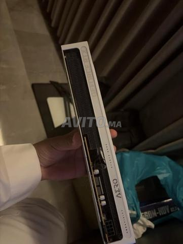 Gigabyte RTX 5060 AERO OC 8GB Blanche - 2