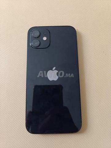iPhone 12 64 Go - 2