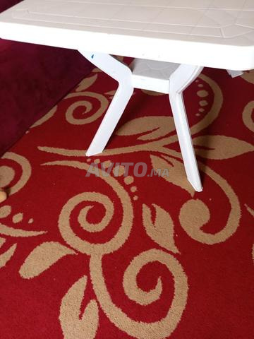 Excellente table à manger en plastique - 2