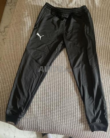 Survetement Puma taille M/L - 2