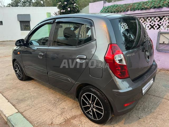 Hyundai i10 modèle 2012 Manuel 1er main - 2