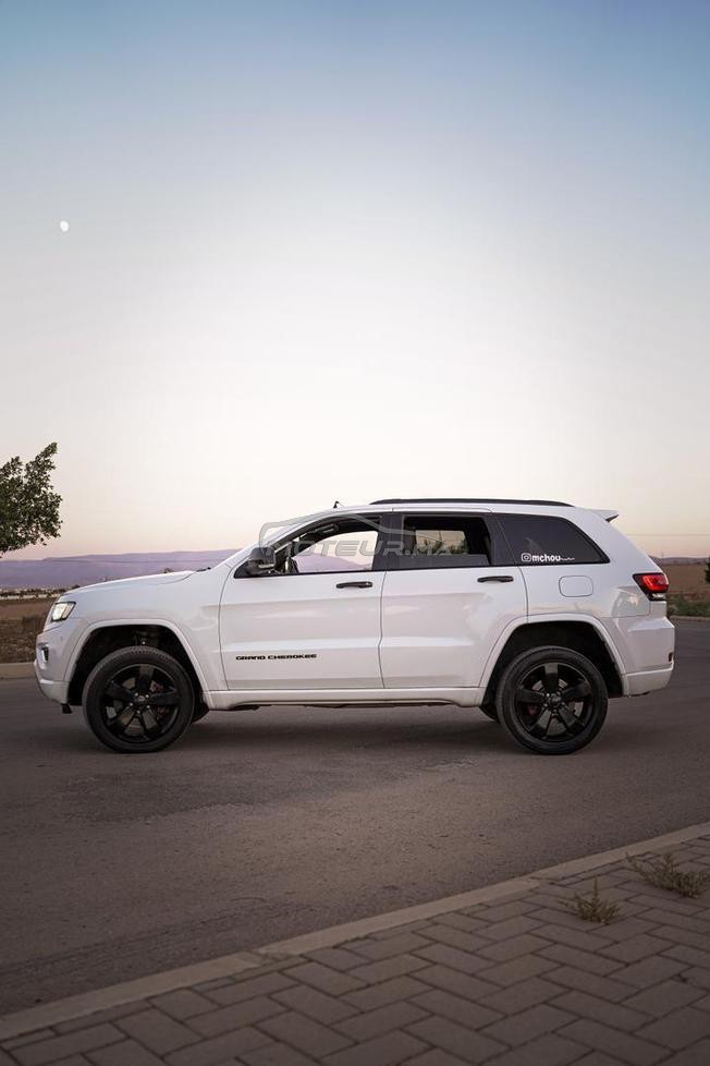 jeep grand cherokee Overland 