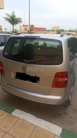 Volkswagen Touran - 2