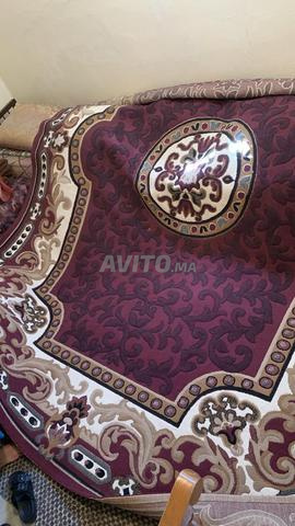 Grande tapis encore propre et neuf ... largeur 2m 77 - 2