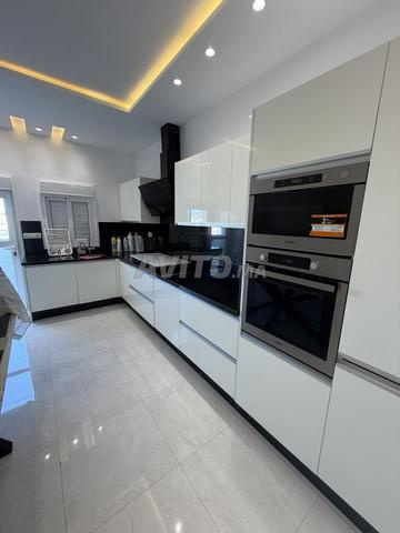 À VENDRE Appartement en retrait Complexe Hadika   - 2