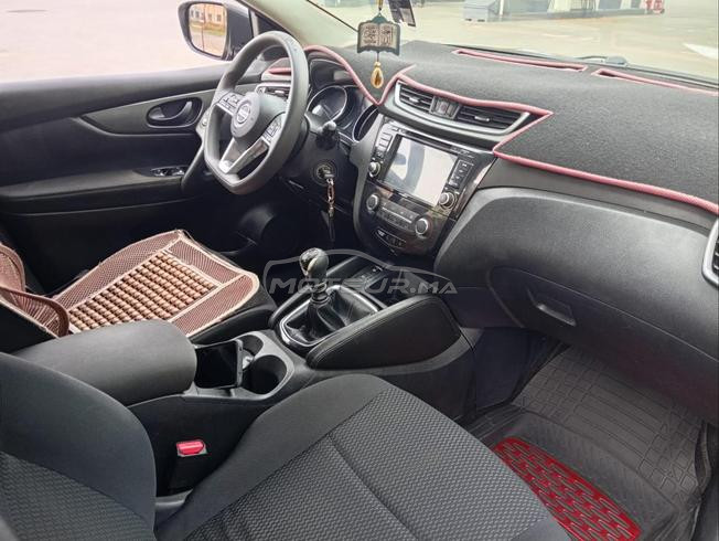 voiture Nissan qashqai très bon état 