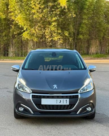 Peugeot 208 White Édition 2019❣️ - 2