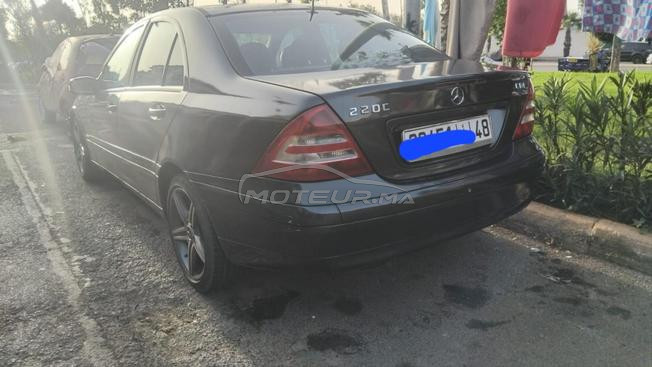 مرسيدس  220 موديل 2002 للبيع في حالة جيدة 