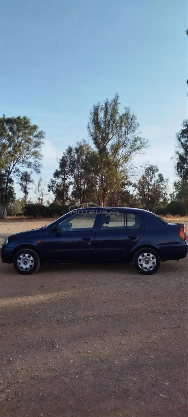 Renault Clio Essence Manuelle 2001 à Mohammedia