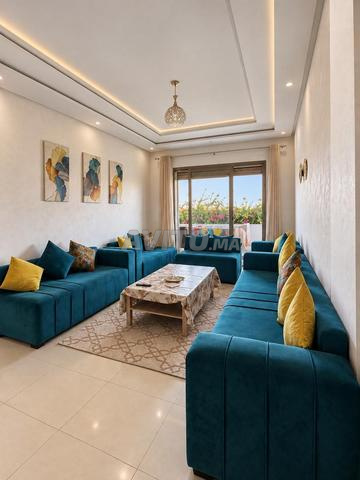 APPARTEMENT À VENDRE - 2