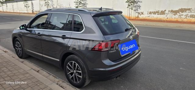 Volkswagen Tiguan - 2