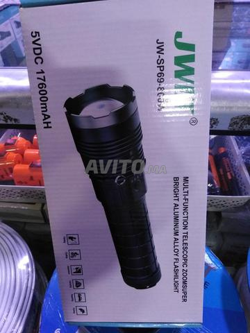 Lampe torche puissante portée de 3 km - 2