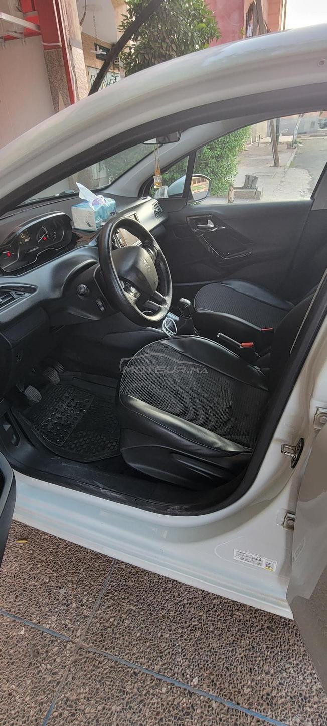 Peugeot 208 Diesel Manuelle 2019 à Marrakech