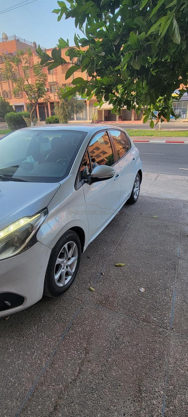 Peugeot 208 Diesel Manuelle 2019 à Marrakech