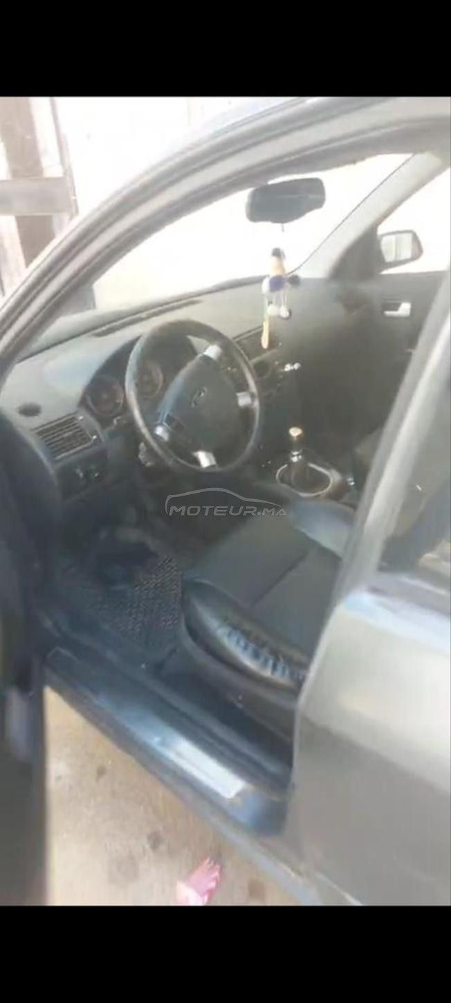 Ford Mondeo Diesel Manuelle 2002 à Al Hoceima