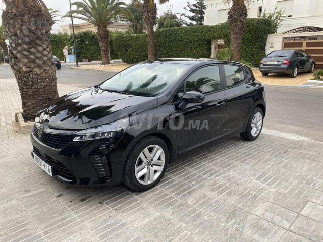 Renault Clio Essence Automatique 2026 à Rabat - 2
