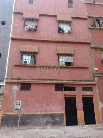 Maison à vendre 2 étages, Bernoussi, Mansour 1. Loué. Titré.