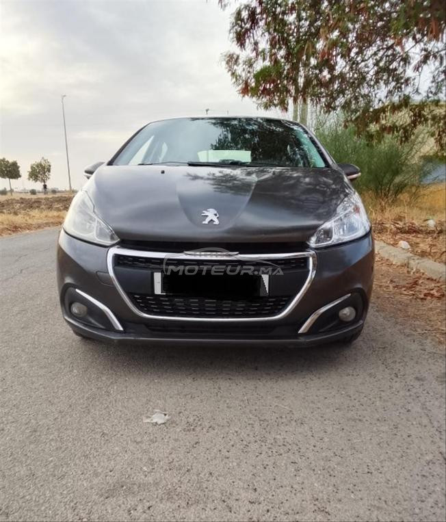 Peugeot 208 Diesel Manuelle 2018 à Sidi Kacem