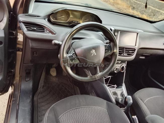 Peugeot 208 Diesel Manuelle 2018 à Sidi Kacem