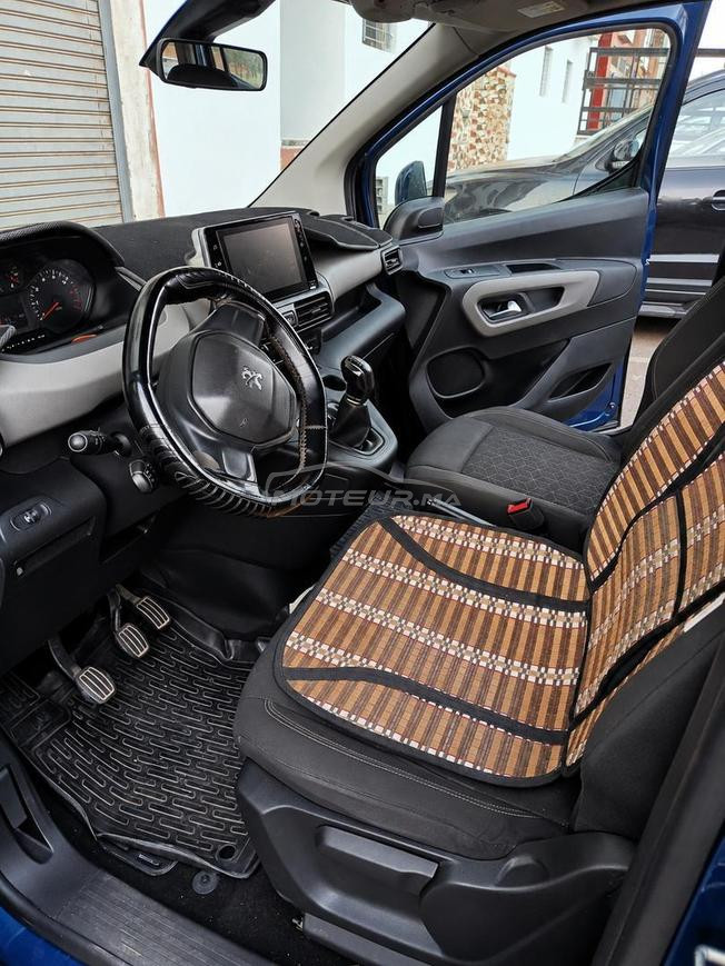 Peugeot Rifter, 09/2020, couleur bleu foncé