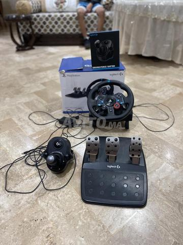 Logitech G29 بحالة جديدة، لمن يرغب فمرحباً به