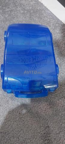Mallette Lot de 16 Voitures de Course - 2