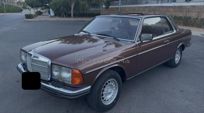 Mercedes-Benz W123 230 Coupé 1979 Collection Rabat