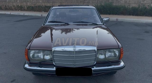 مرسيدس-بنز W123 230 كوبيه 1979 كوليكسيون الرباط - 2