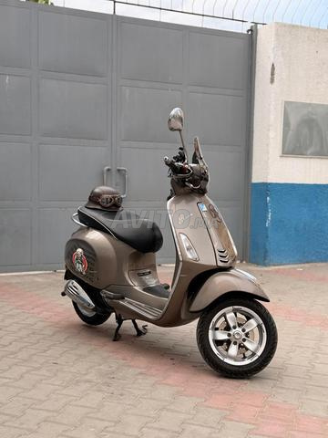 Vespa Primavera 50cc 2T – 2016 – Bon état - 2