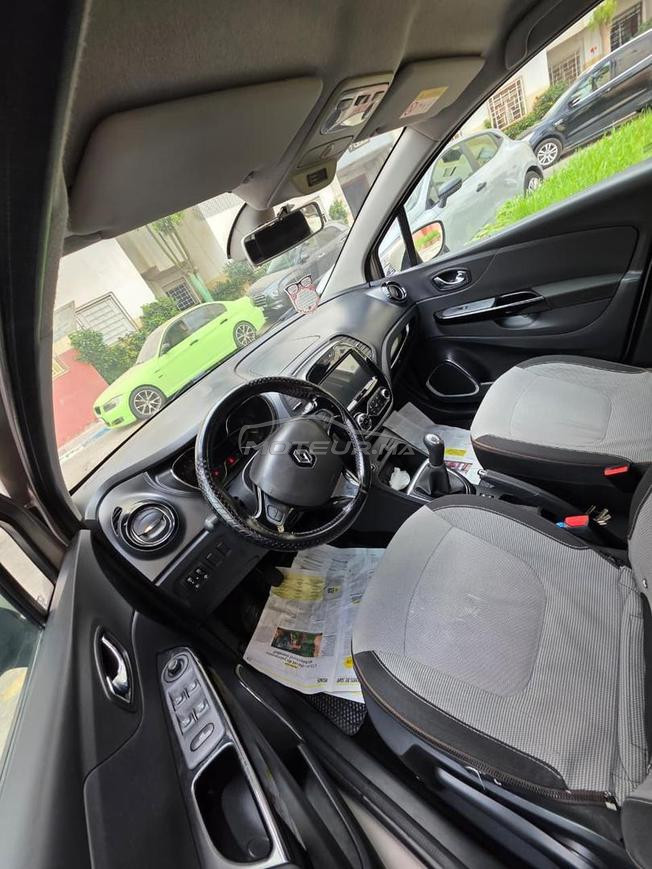 Renault capture tout options 