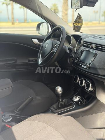 Alfa Romeo Giulietta diesel 2020 à Rabat
