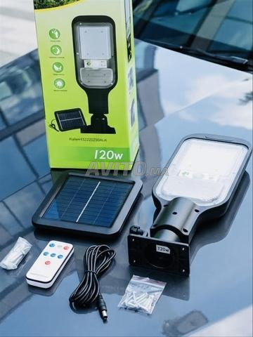Projecteur solaire 120W livraison gratuite - 2