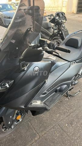 TMAX 560 أسود - 2