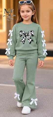 Livraison gratuite partout. Super ensemble pour filles.