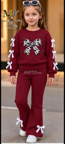 Livraison gratuite partout. Super ensemble pour filles. - 2