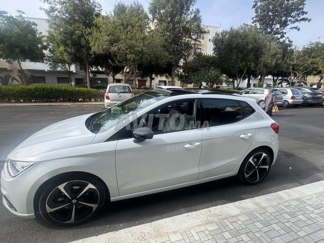 Seat Ibiza Essence Automatique 2025 à Rabat