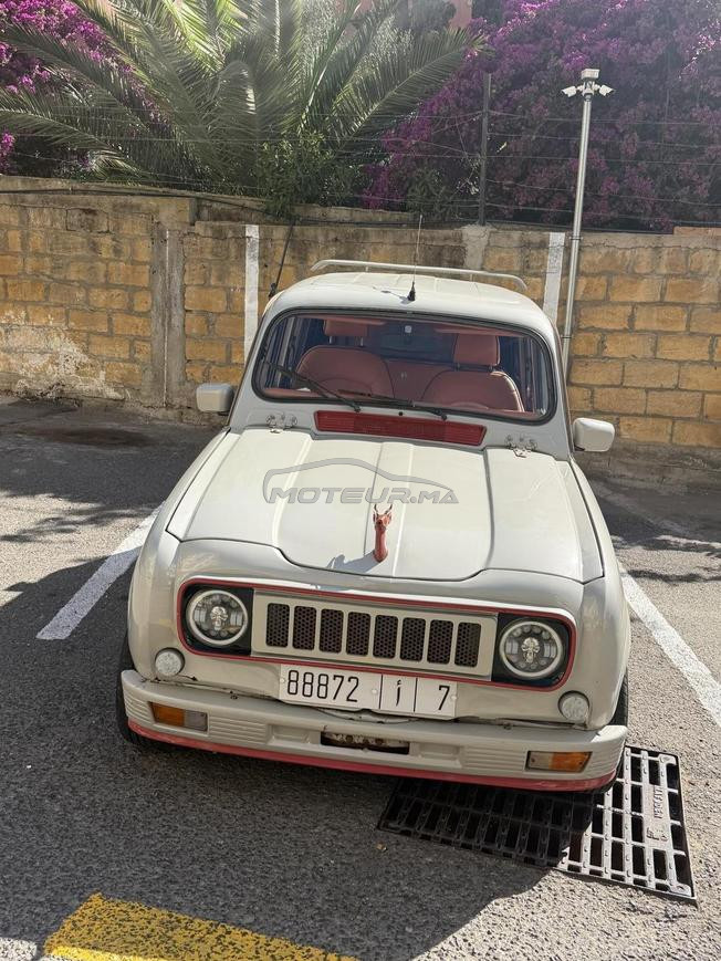 Renault R4 Essence Manuelle 1991 à Casablanca
