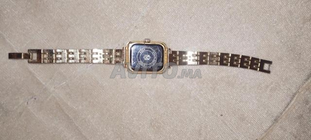 100 dirhams seulement - 2