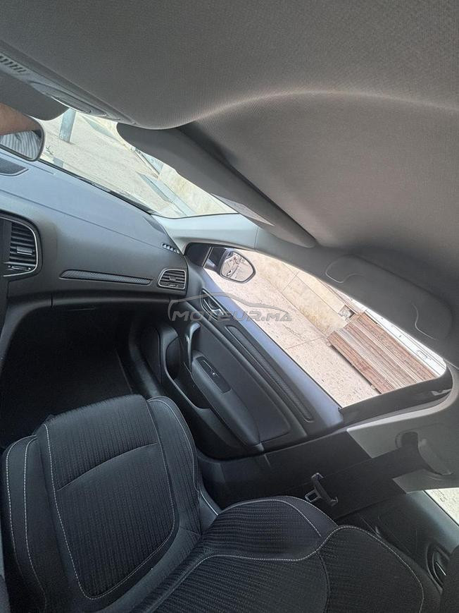 megane sedan
