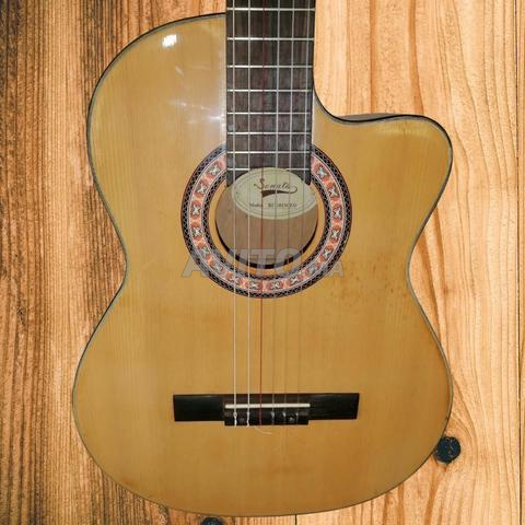 Guitare électro-classique Sonata avec accessoires - 2