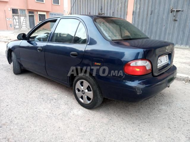 Hyundai Accent essence 97 bon état - 2