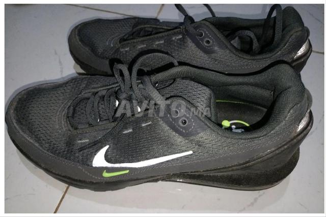 Baskets Nike taille 44 - 2