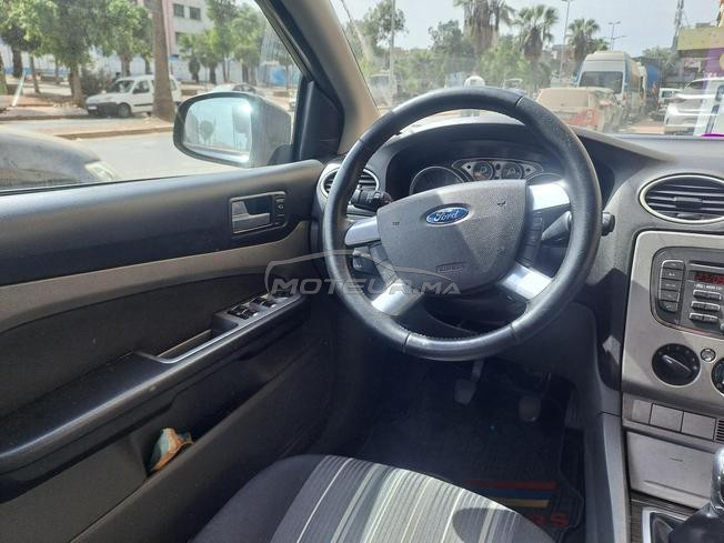 ford focus ghia 2011