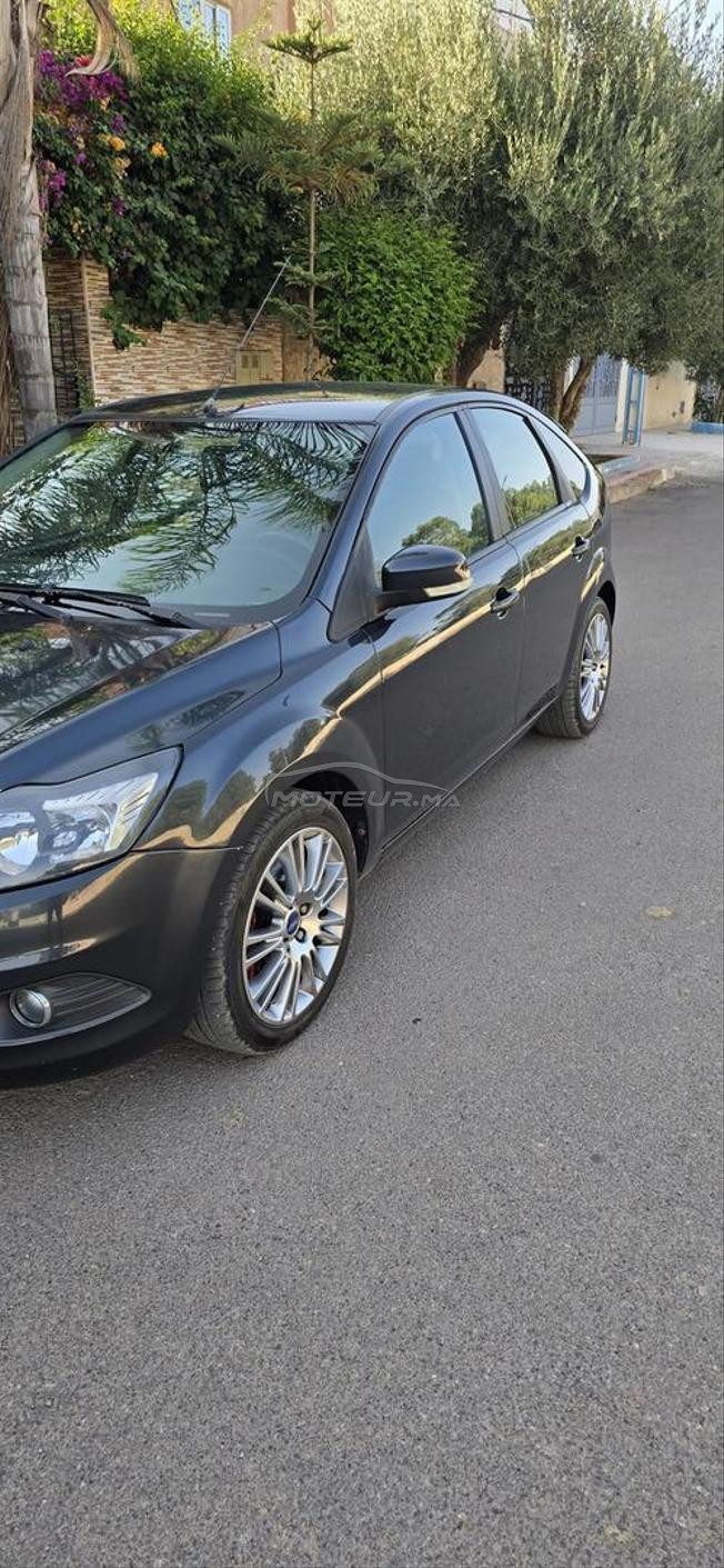 ford focus ghia 2011