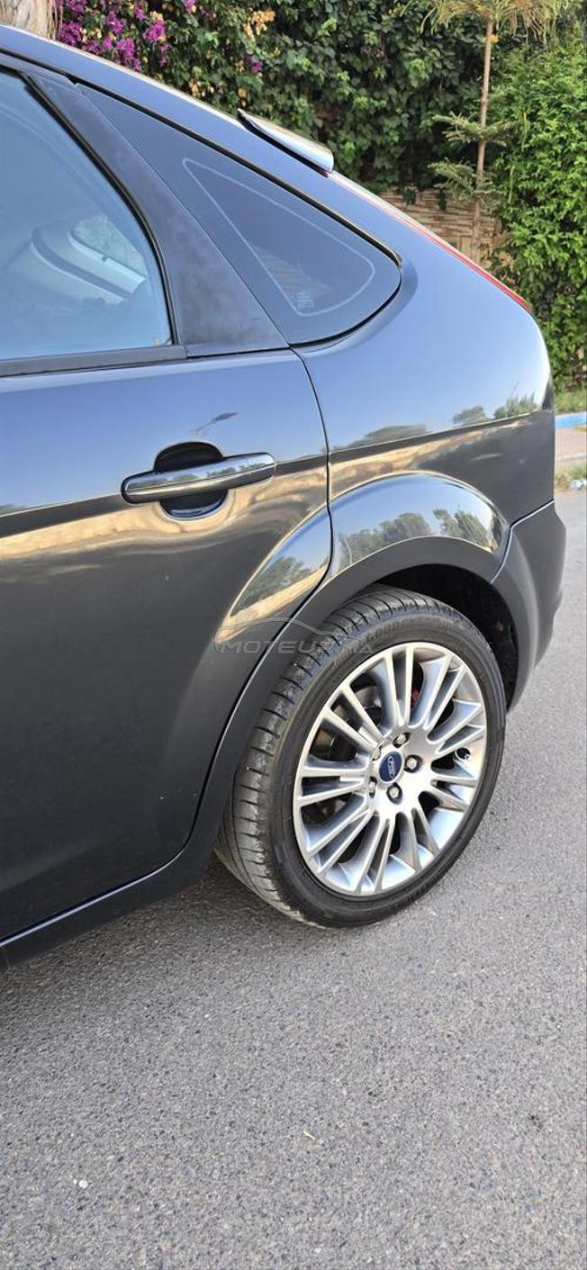 ford focus ghia 2011