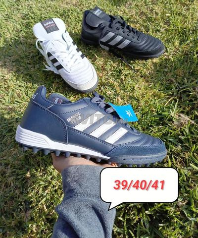 Chaussures de football de haute qualité