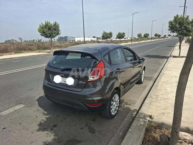 Ford Fiesta - 2