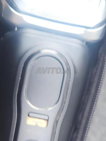 Tondeuse $9 pro avec boîtier chargeur compris